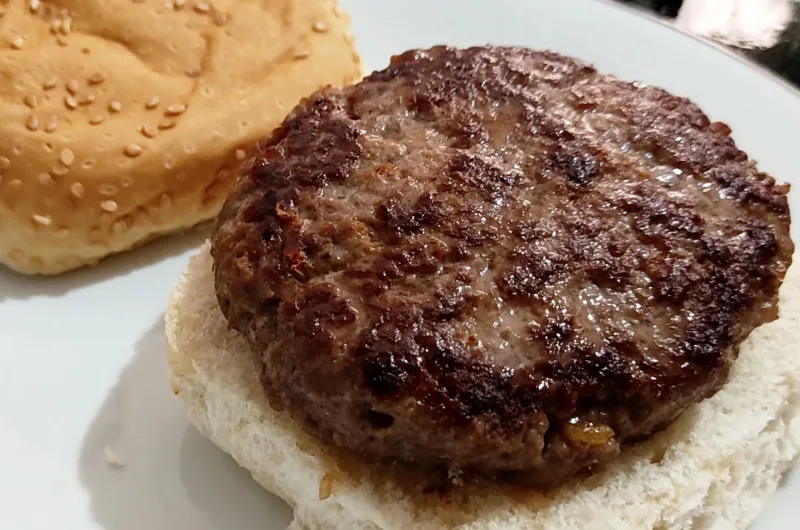 Hambúrguer Caseiro com 3 Ingredientes