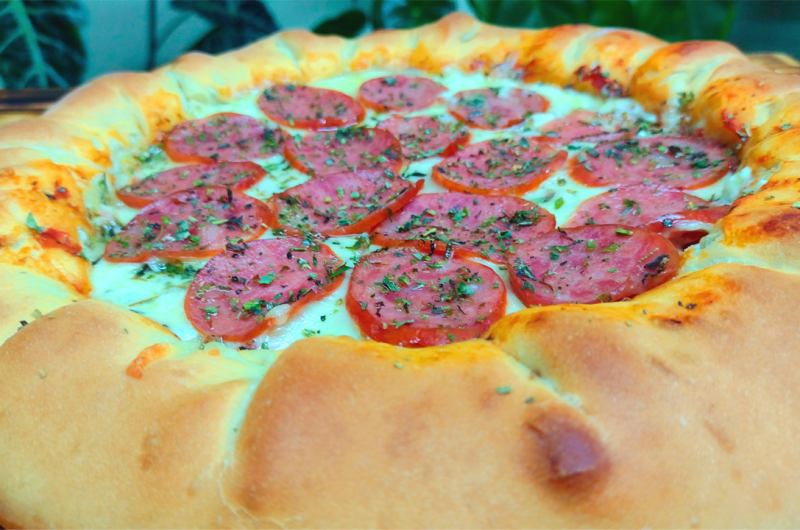 Pizza de Borda Recheada