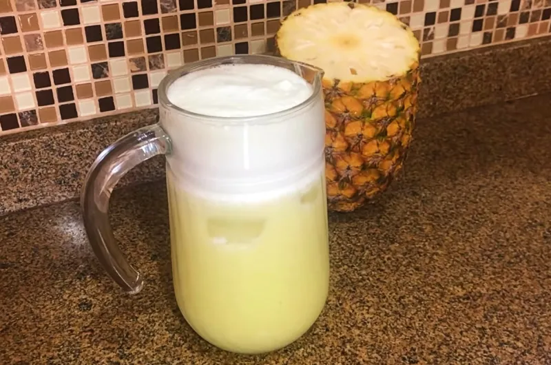 Suco de Abacaxi Diurético