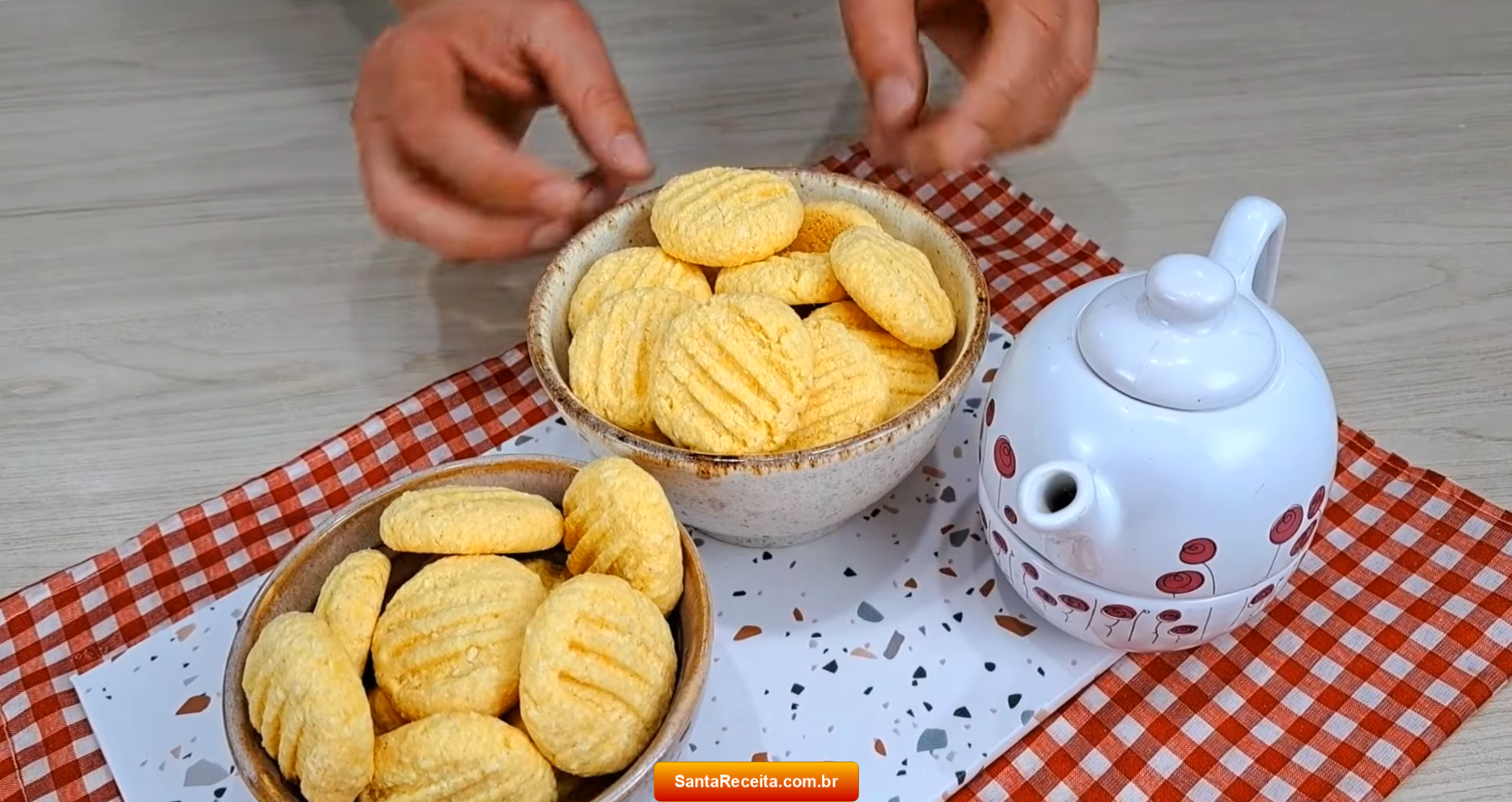 Biscoito de Fubá com Coco