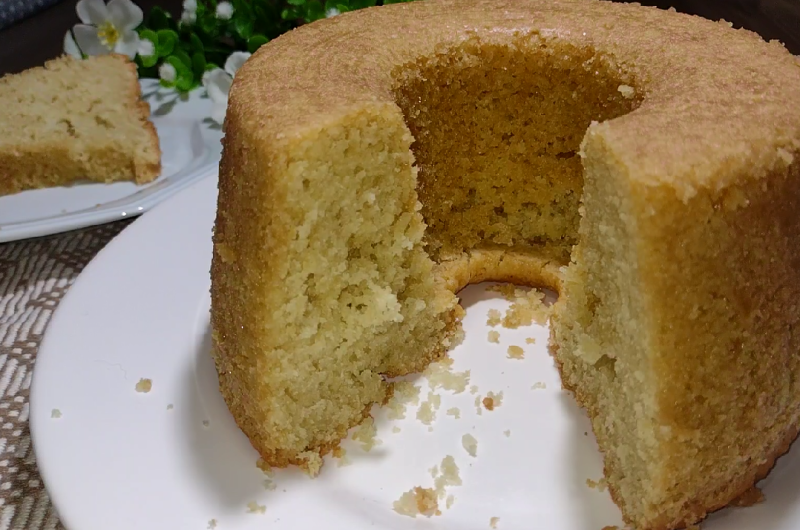 Bolo de Coco Fofinho