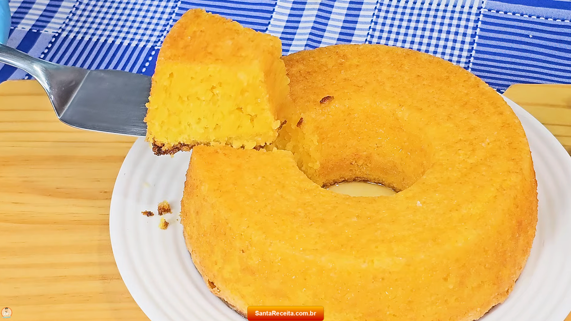 Bolo de Fubá com Laranja