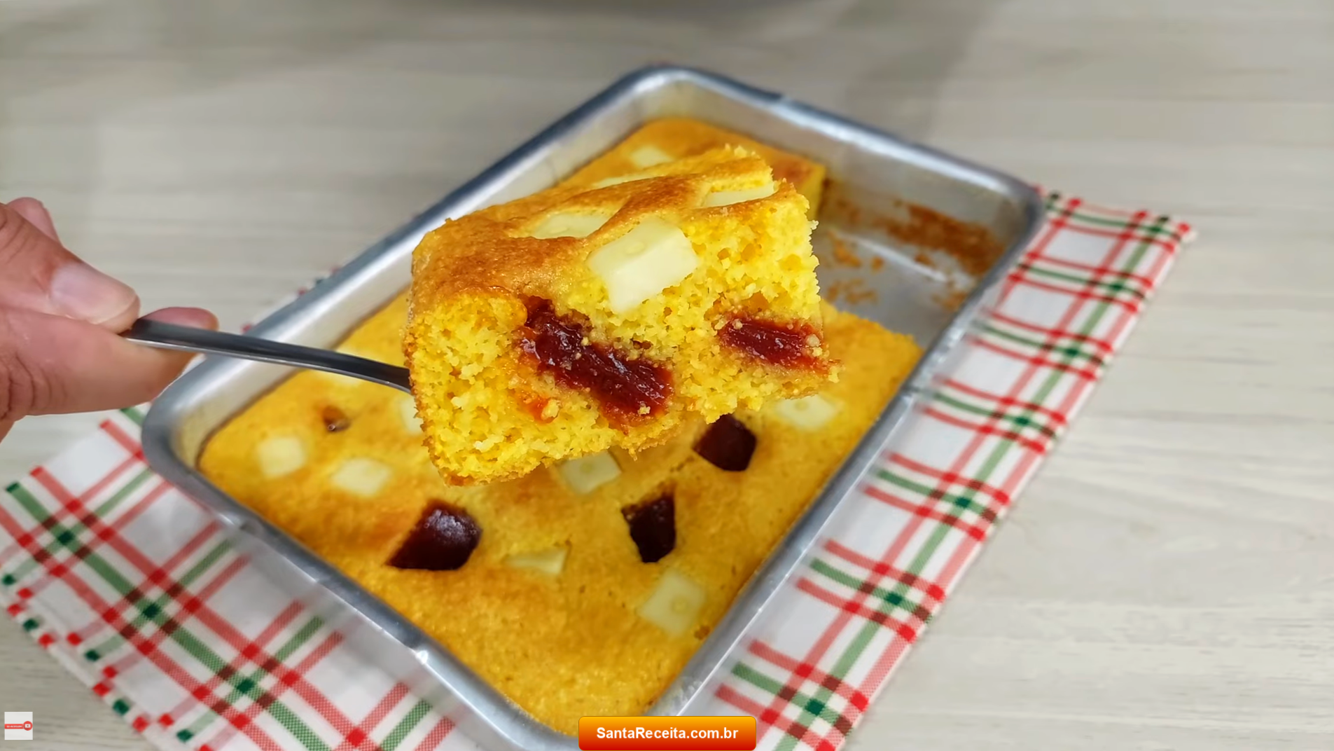 Bolo de Milho com Queijo e Goiabada