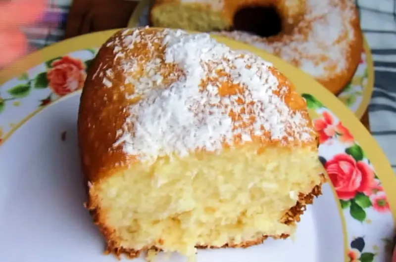 Bolo de Coco de Liquidificador