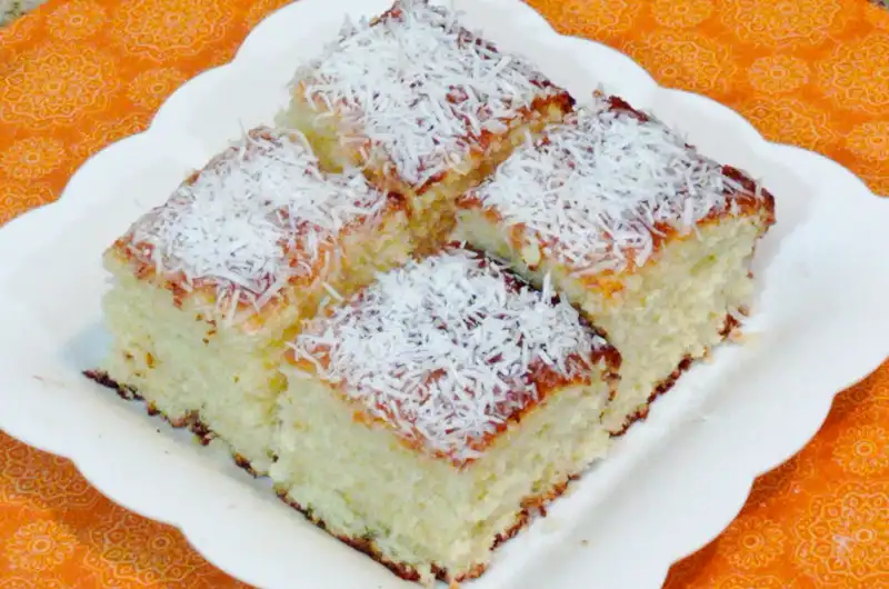 Bolo de Damasco Com Gelatina