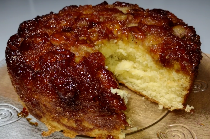 Bolo de Banana Caramelizada