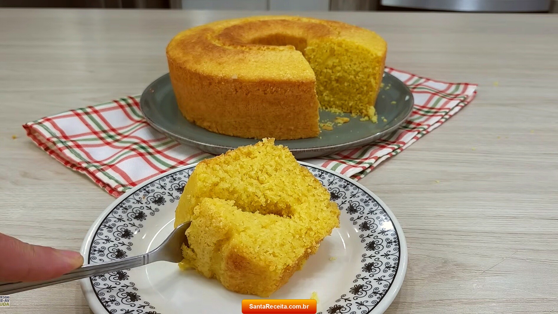 Bolo de Fubá com Laranja