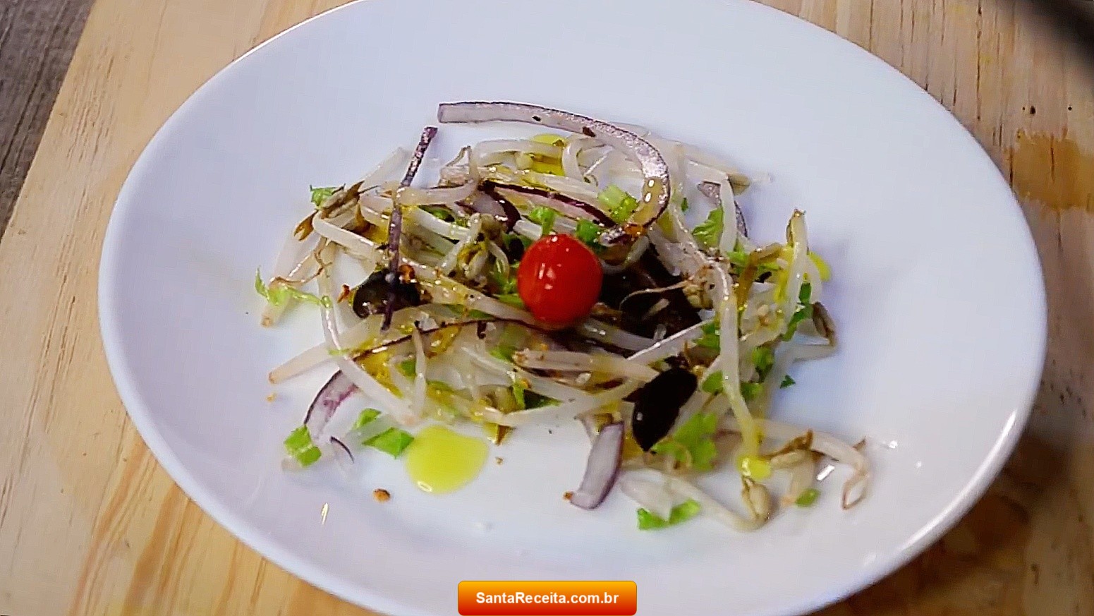 Salada de Broto de Feijão